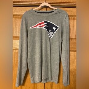 Nike New England Patriots Mens Medium Long Sleeve T Shirt Logo NFL Dri-fit